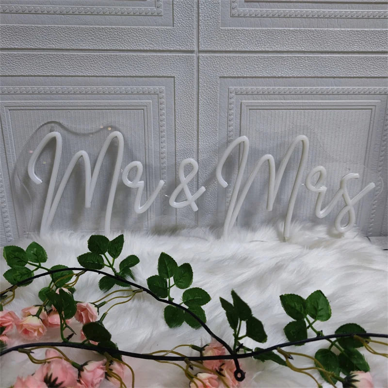 Mr & Mrs Neon LED Sign Custom Wedding Wall Neon Sign Room Bedroom Hanging Neon Light Art Decoration Gifts Neon Sign Personalised