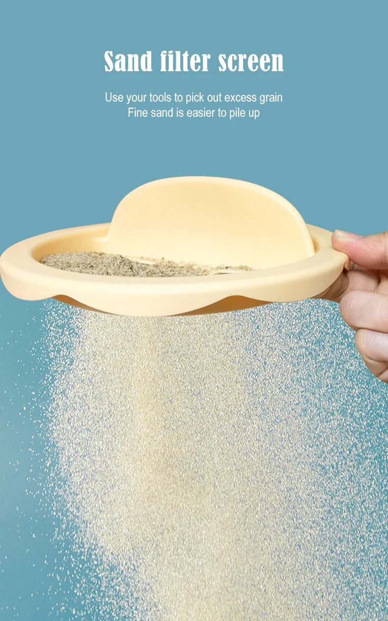 Children's beach toys, playing with sand, digging an hourglass, playing with water, shovels, buckets, and kettles, ages 1-6