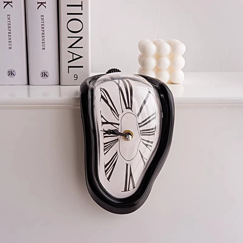 2024 New Novel Surreal Melting Distorted Wall Clocks Surrealist Salvador